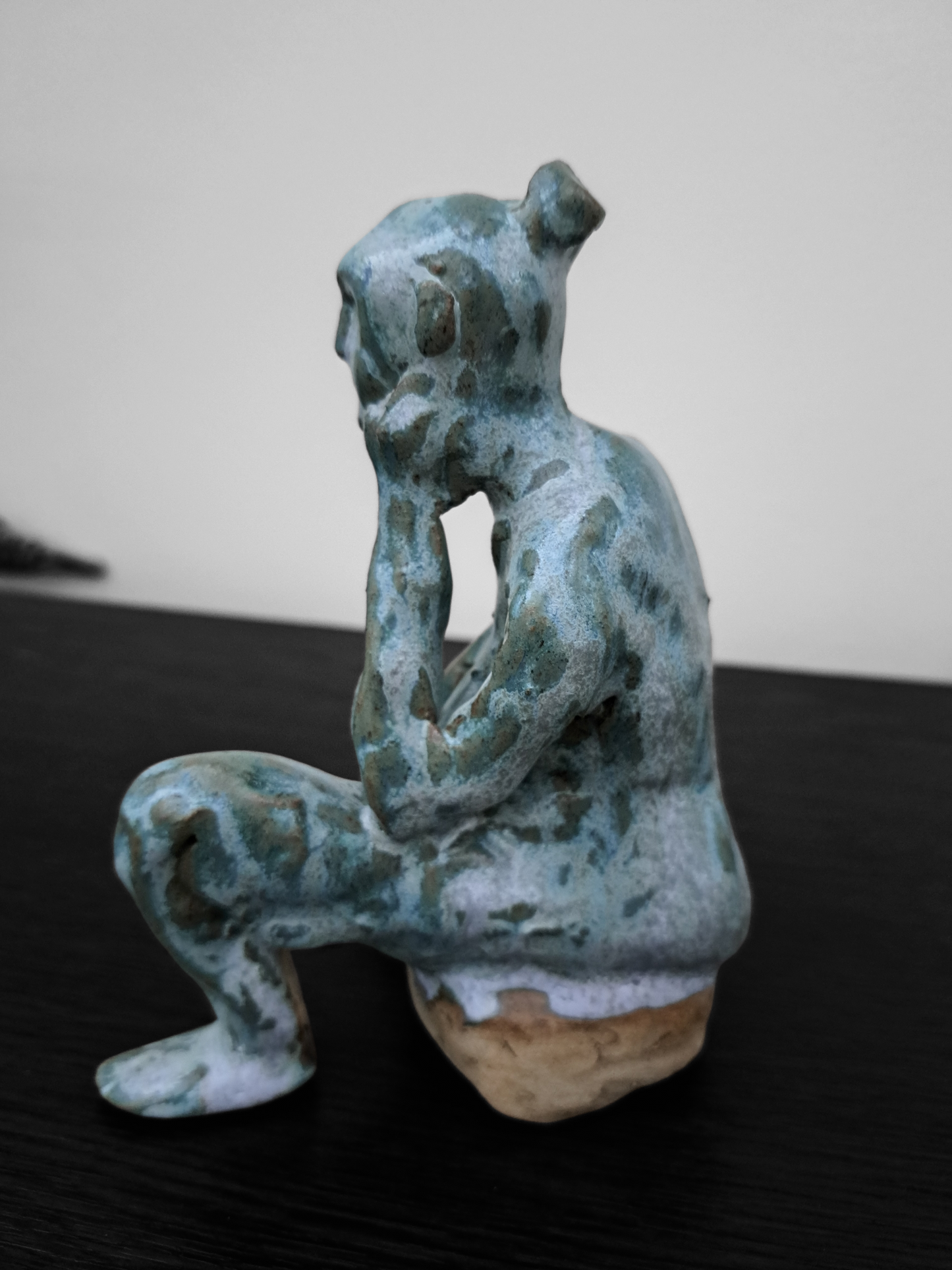 Nude Sitter