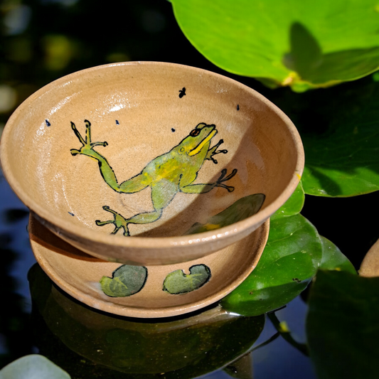 Children's froggie tea set